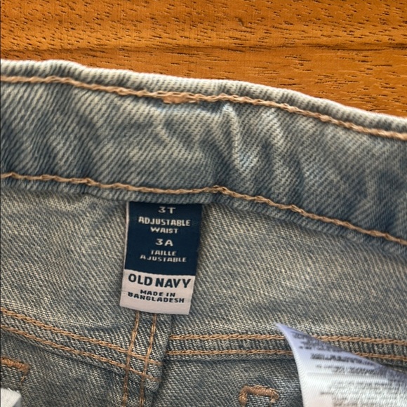 Old Navy Blue Distressed Denim Shorts - Picture 4 of 6